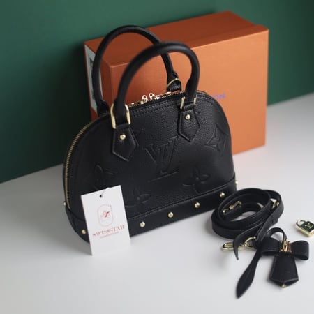 شنطة لويس فيتون ألما LF190
