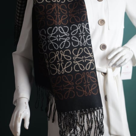 شال لويفيLO10