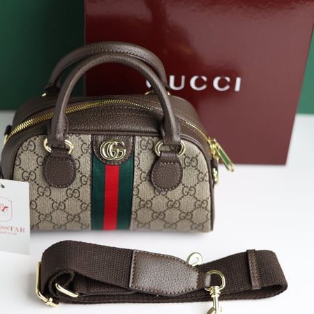 شنط  قوتشي ميني بوستن G252