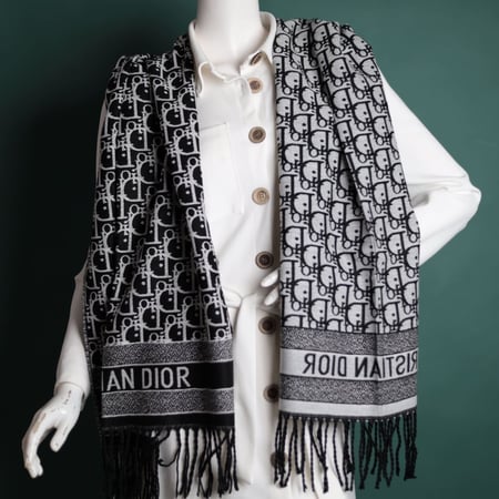 شال ديور R109