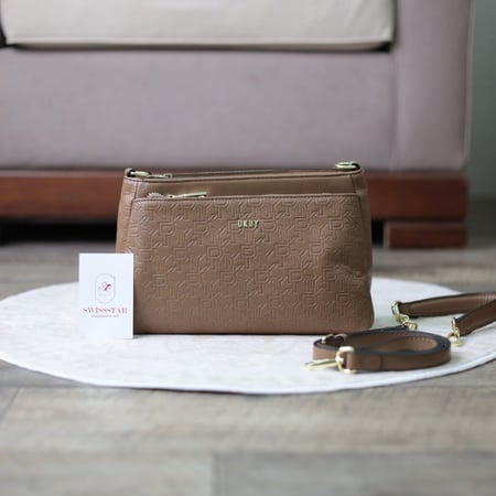 شنطة دكني نسائي D124