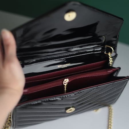 شنطة سان لوران  انفلوب سمول N110