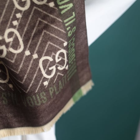 شال قوتشي G110