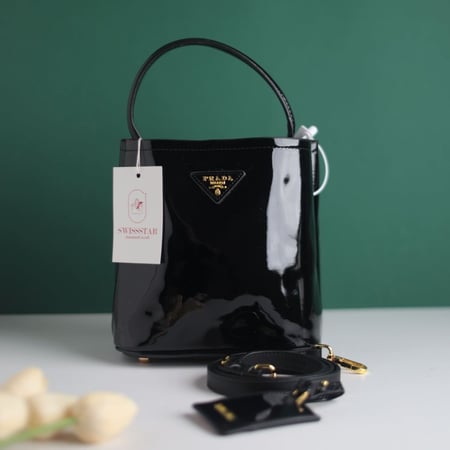 برادا بانير صغير B106