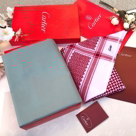 شماغ وثوب كارتير