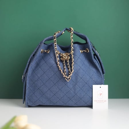 شنطة شانيل نانو كويلتد لارج C104