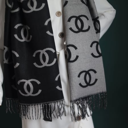 شالات شانيل C10