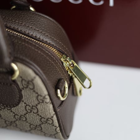 شنط  قوتشي ميني بوستن G252