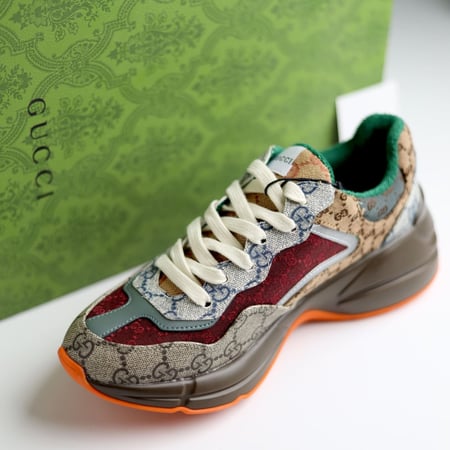 شوز قوتشي GU9