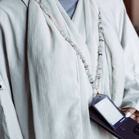 سلسال احجار للبطاقة