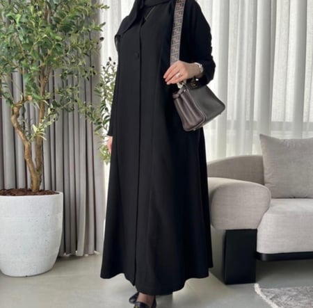 عباية نور قماش كريب طايح