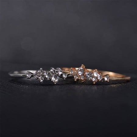 خاتم نسائي بفصوص زريكون