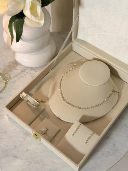 طقم اكسسوار  A1159 (لونين)