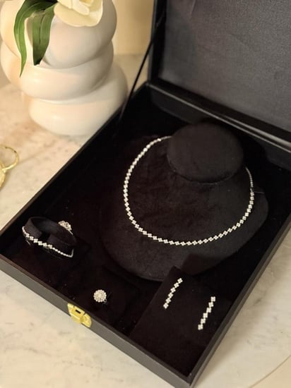 طقم اكسسوار  A1159 (لونين)