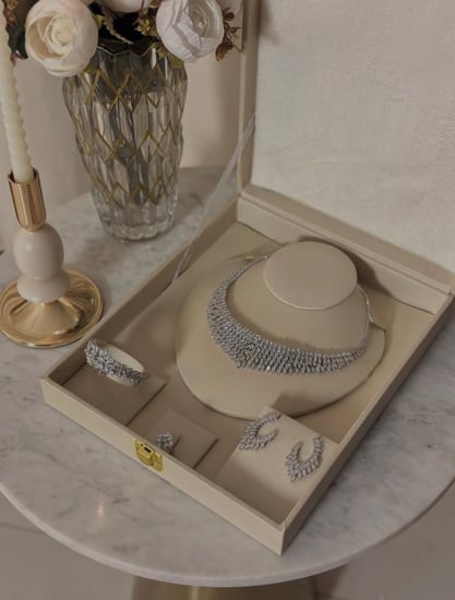 طقم اكسسوار     A1283