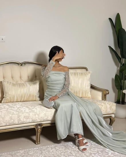 6152-فستان تيفاني أنيق بتصميم راقٍ ومميز