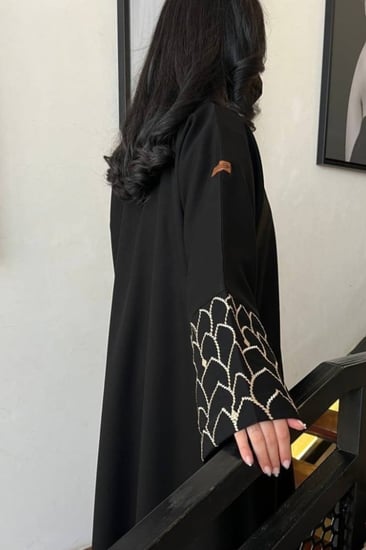 عباية ايڤا