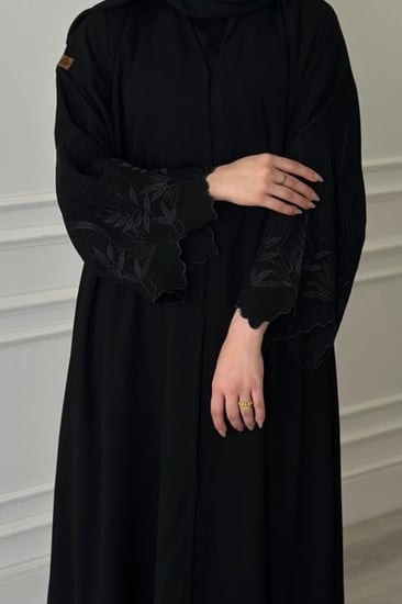 عباية جمانه أسود