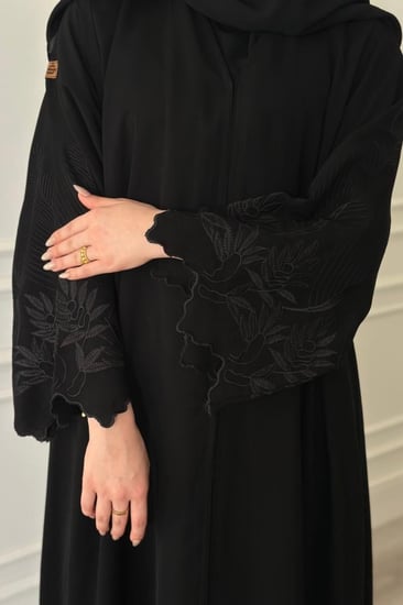 عباية جمانه أسود