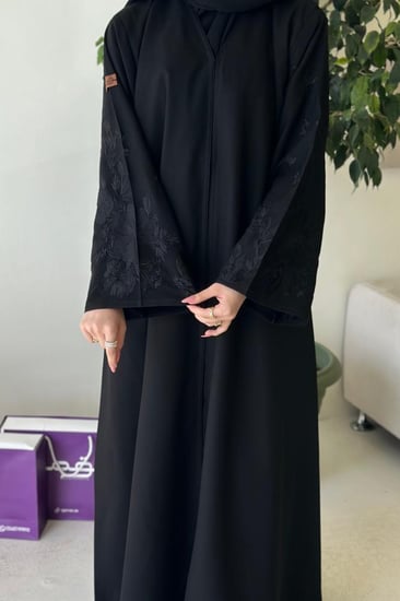 عباية ايلا أسود