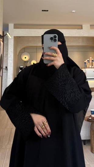عباية ربى