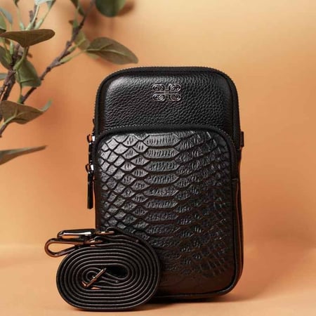 شنطة كروس جلد