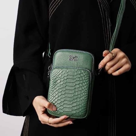 شنطة كروس جلد