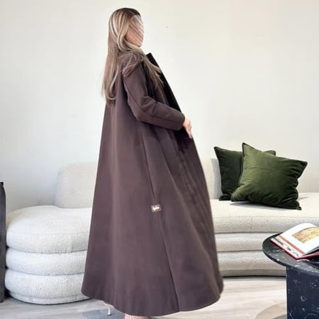 افضل عباية جوخ بنظام الكسرات من الامام كلوش