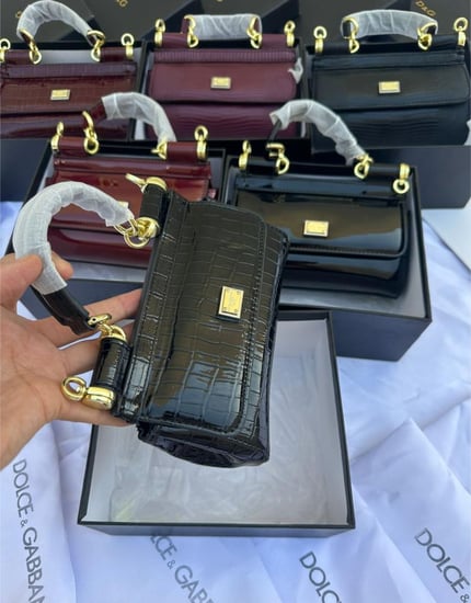 حقيبة دولتشي مزخرف لامع ..