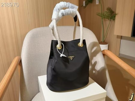 حقيبة توت باق برادا  L ماستر..