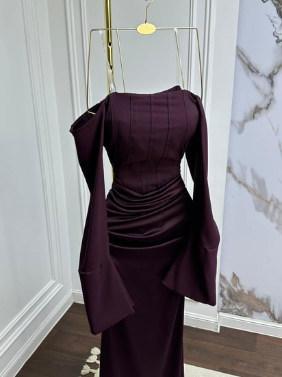 فستان بني محروق