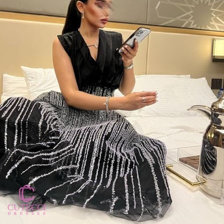 فستان اسود سهرة بتطريز عصري فخم للمناسبات