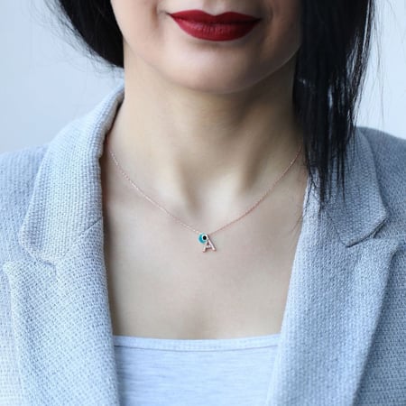 قلادة جذابة وبراقة بلمعة  الذهب مزينة بحرف A  والخرزة الزرقاء -من مجموعة نفيس هدايا مجوهرات هدية نسائية فاخرة A 6784