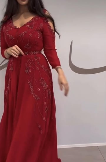 قفطان كتف مفتوح