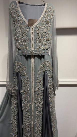 قفطان شك رمادي