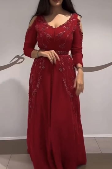 قفطان كتف مفتوح