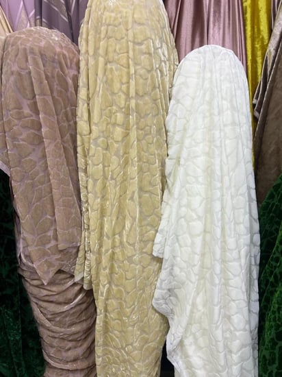 قفطان ناعم مخمل