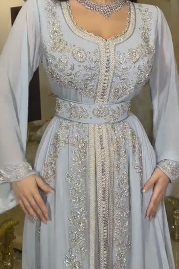 قفطان سماوي