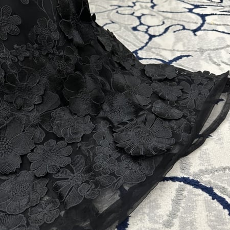 فستان سهره مورد باكمام طويله أنيقة