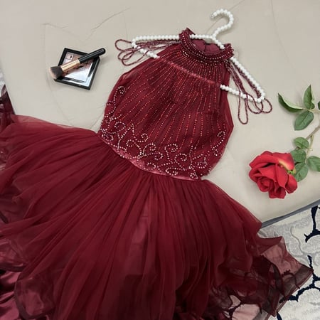 فستان سهر ميد بذيل طويل