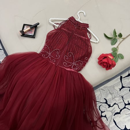 فستان سهر ميد بذيل طويل