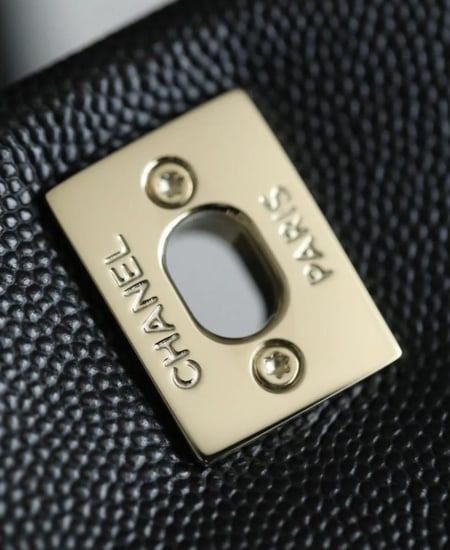 حقيبة شانيل كوكو هانديل ميني سايز 19