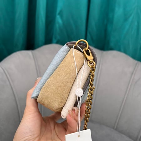 شنط توري بورش