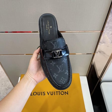 حذاء رجالي لويس فيتون ماستر