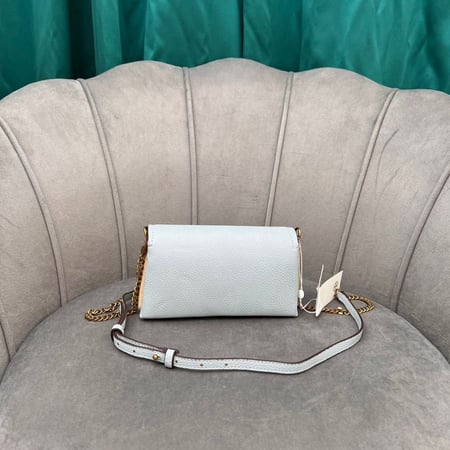 شنط توري بورش