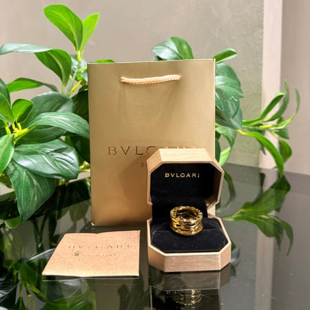 خاتم BVLGARI مع الملحقات
