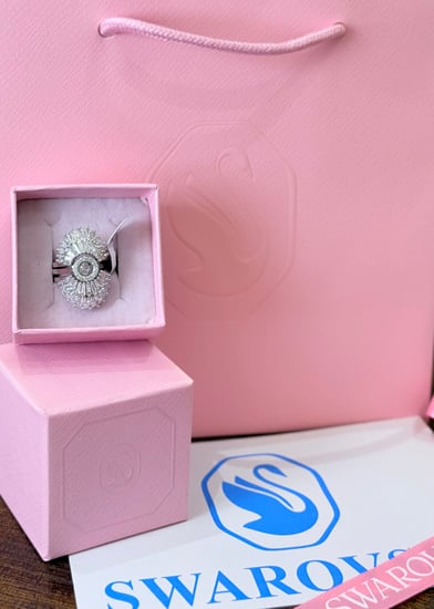 خاتم سواروفسكي مع الملحقات