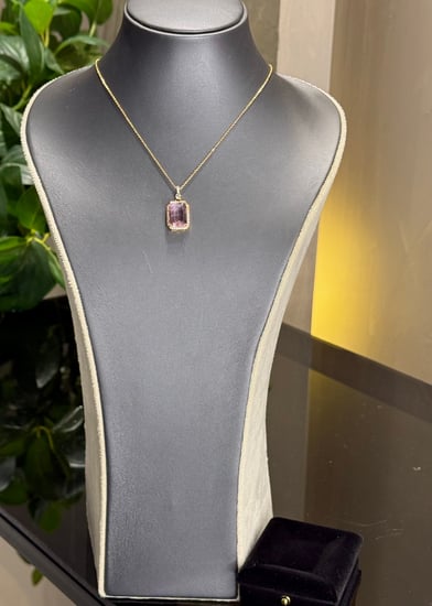 قلادة سواروفسكي