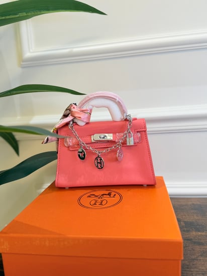 شنطة HERMES مع الملحقات