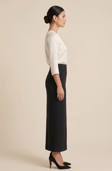 تنورة  ميدي بقصة ضيقة لون اسود